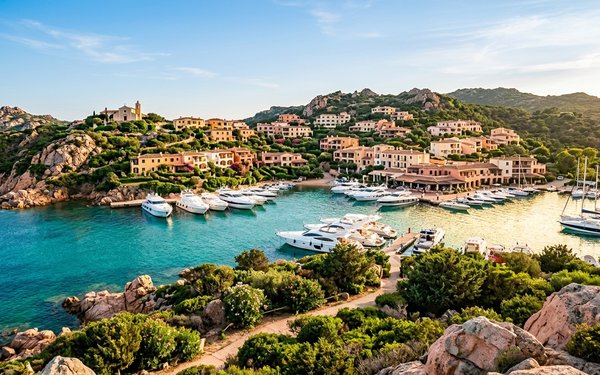 Sardinia Road Trip: Costa Smeralda, Alghero & the Gulf of Orosei